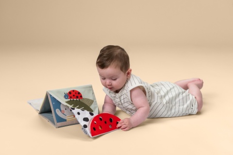 Taf Toys Książeczka Sensoryczna do Zabawy na Brzuszku Króliczek Taf Toys Książeczka Sensoryczna do Zabawy na Brzuszku Króliczek