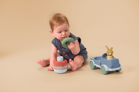 Taf Toys Kolorowa Ciężarówka z Króliczkiem 2w1 Taf Toys Kolorowa Ciężarówka z Króliczkiem 2w1