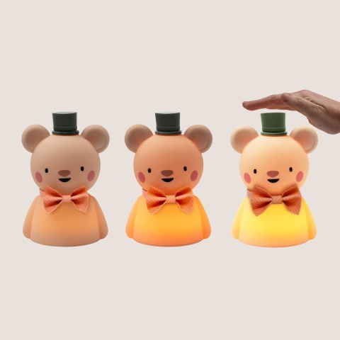 Taf Toys Lampka Nocna Mały Miś – silikonowa, łagodna lampka dla niemowląt Taf Toys Lampka Nocna Mały Miś – silikonowa, łagodna lampka dla niemowląt