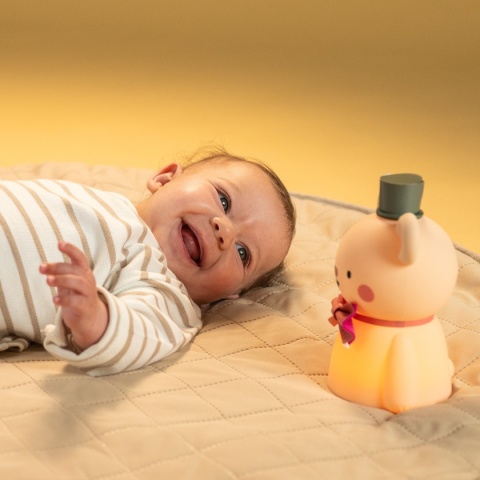 Taf Toys Lampka Nocna Mały Miś – silikonowa, łagodna lampka dla niemowląt Taf Toys Lampka Nocna Mały Miś – silikonowa, łagodna lampka dla niemowląt