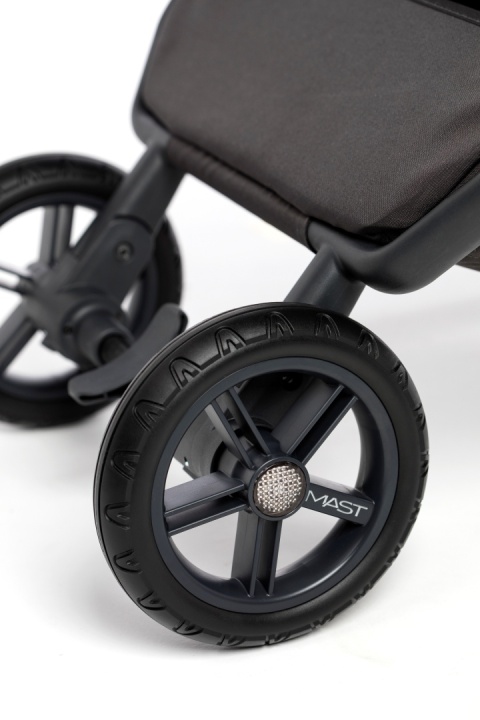 MAST M6x Lion 2w1 – Wózek dziecięcy z gondolą i spacerówką | Swiss Design MAST M6x Lion 2w1 – Wózek dziecięcy z gondolą i spacerówką | Swiss Design