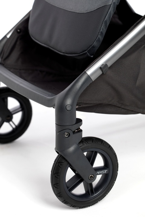 MAST M6x Lion 2w1 – Wózek dziecięcy z gondolą i spacerówką | Swiss Design MAST M6x Lion 2w1 – Wózek dziecięcy z gondolą i spacerówką | Swiss Design
