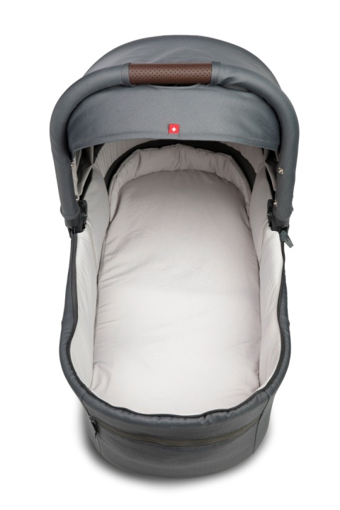 Gondola MAST M6x / M5x Lion | Mast Swiss Design – Komfort, wentylacja i ochrona od pierwszego dnia życia Gondola MAST M6x / M5x Lion | Mast Swiss Design – Komfort, wentylacja i ochrona od pierwszego dnia życia