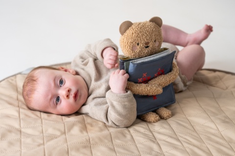 Dwustronna Książeczka Sensoryczna z Misiem Przytulny Miś Taf Toys