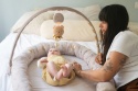 Gniazdko Niemowlęce z Pałąkiem i Pozytywką Przytulny Kokon Taf Toys