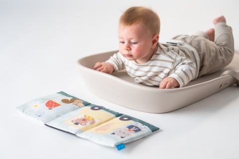 Mata do Przewijania z Książeczką Sensoryczną Opowieści Sensoryczne Taf Toys