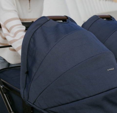 Gondola M.Twin X Blueberry – Oddychająca i Komfortowa dla Noworodka Gondola M.Twin X Blueberry – Oddychająca i Komfortowa dla Noworodka