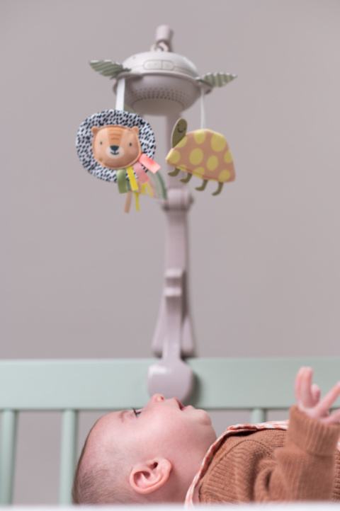 Muzyczna Karuzela „Savannah” z Lwem Harrym – Taf Toys Muzyczna Karuzela „Savannah” z Lwem Harrym – Taf Toys